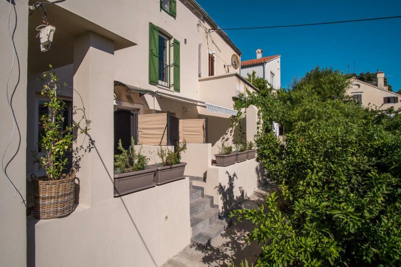 Casa Rustica Apartment Mali Lošinj Екстериор снимка
