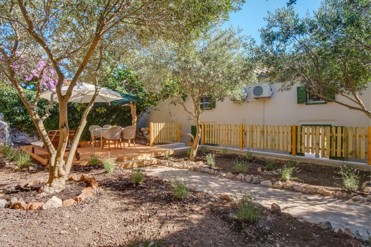 Casa Rustica Apartment Mali Lošinj Екстериор снимка